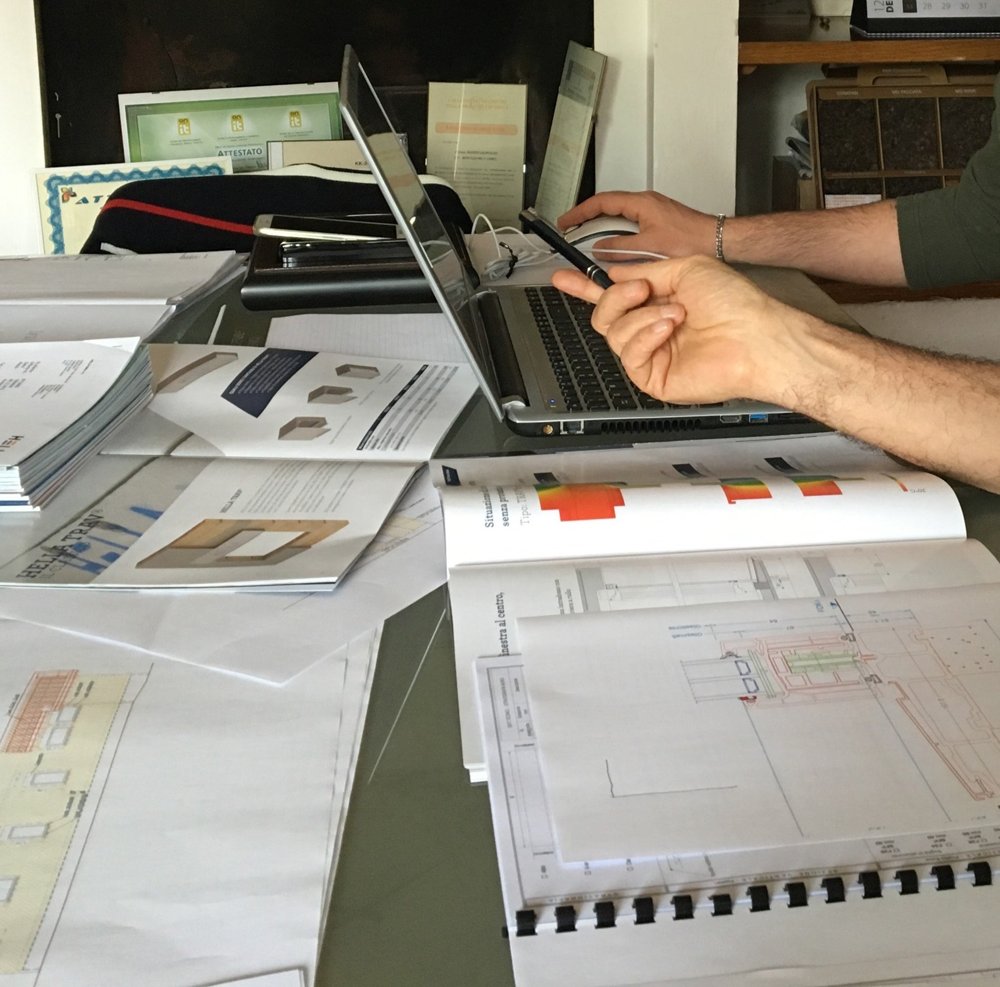 Selecting materials, from the MANINI Villae guide.